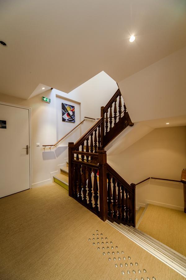 Logis Hotel - Le Petit Bellon Senlis  Luaran gambar