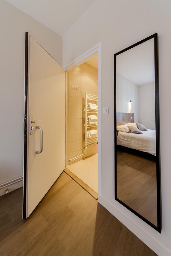 Logis Hotel - Le Petit Bellon Senlis  Luaran gambar