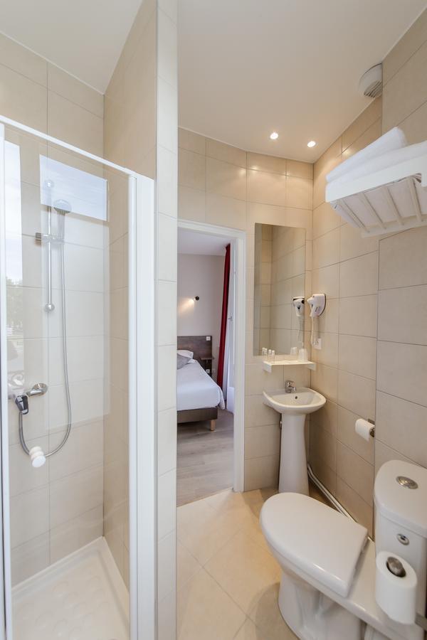 Logis Hotel - Le Petit Bellon Senlis  Luaran gambar