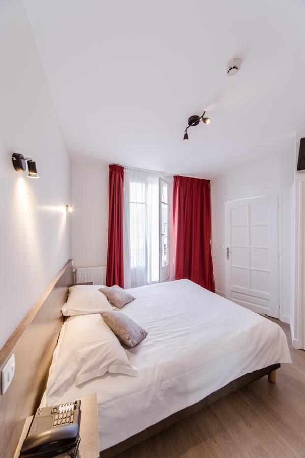 Logis Hotel - Le Petit Bellon Senlis  Luaran gambar